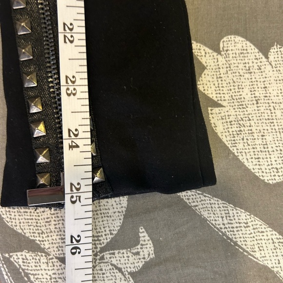 🖤”Cache” Women’s Black Suede Cropped Blazer w/ Zip Front & Pockets Size S🖤 - Picture 14 of 14